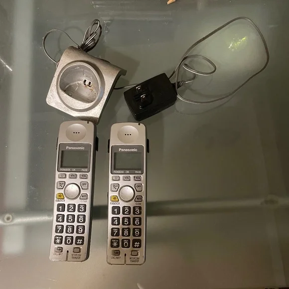 Phone Set - Picture 1 of 1